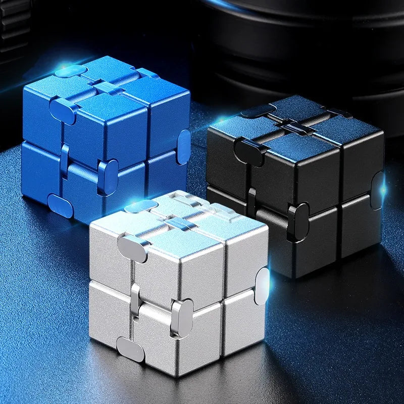 Metallic Infinity Cube