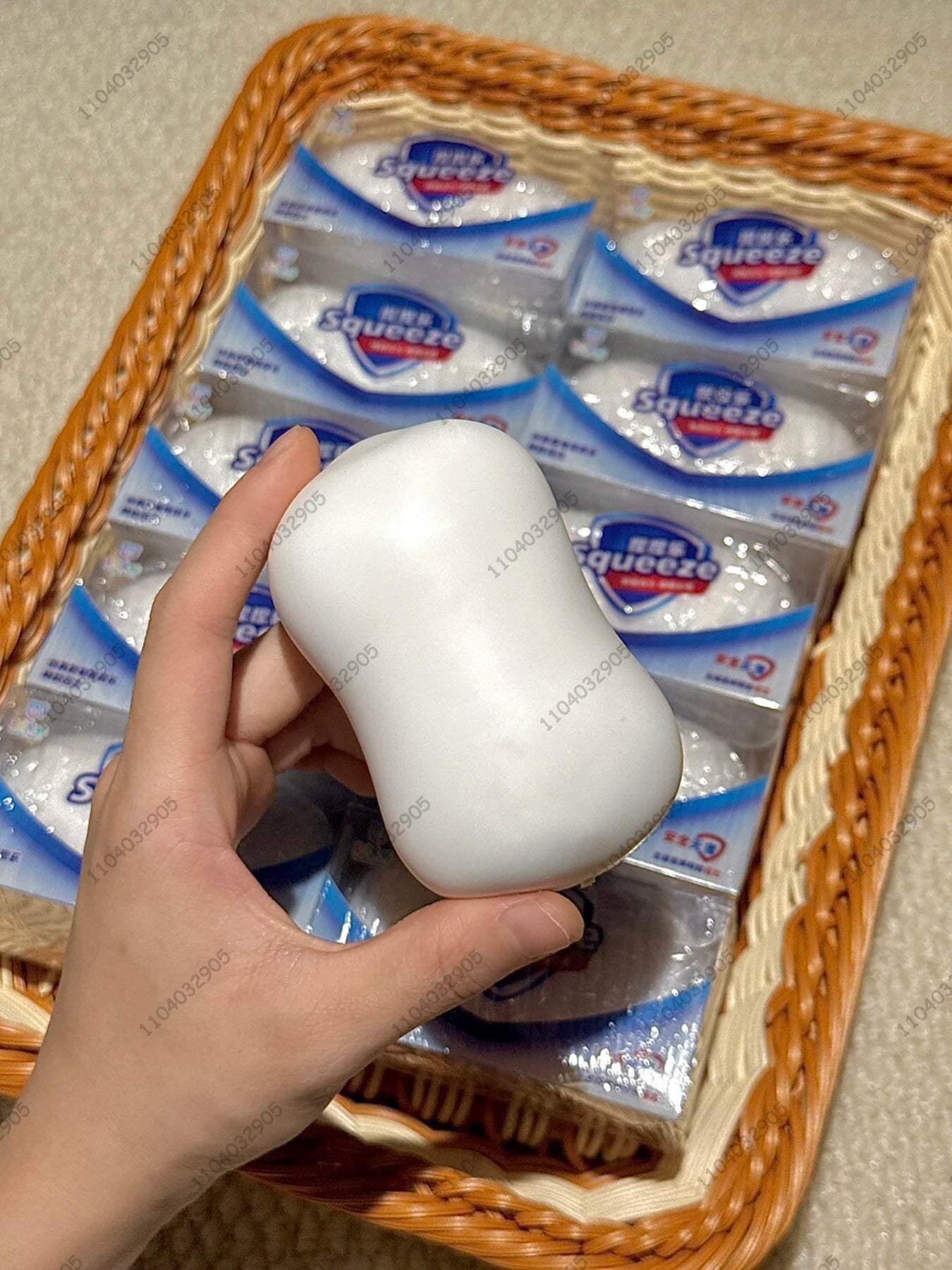 Crunchy Soap Ball Squishy