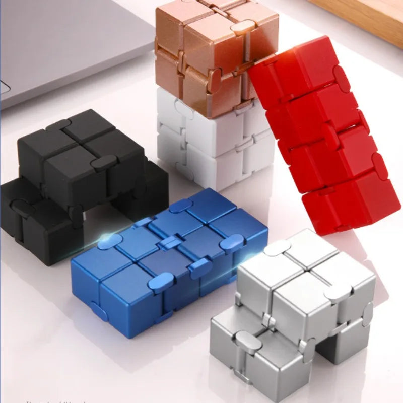 Metallic Infinity Cube